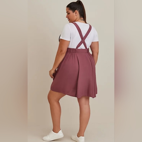 Torrid A Line Button Skirt NWT Mauve Crossover Back - Picture 2 of 2